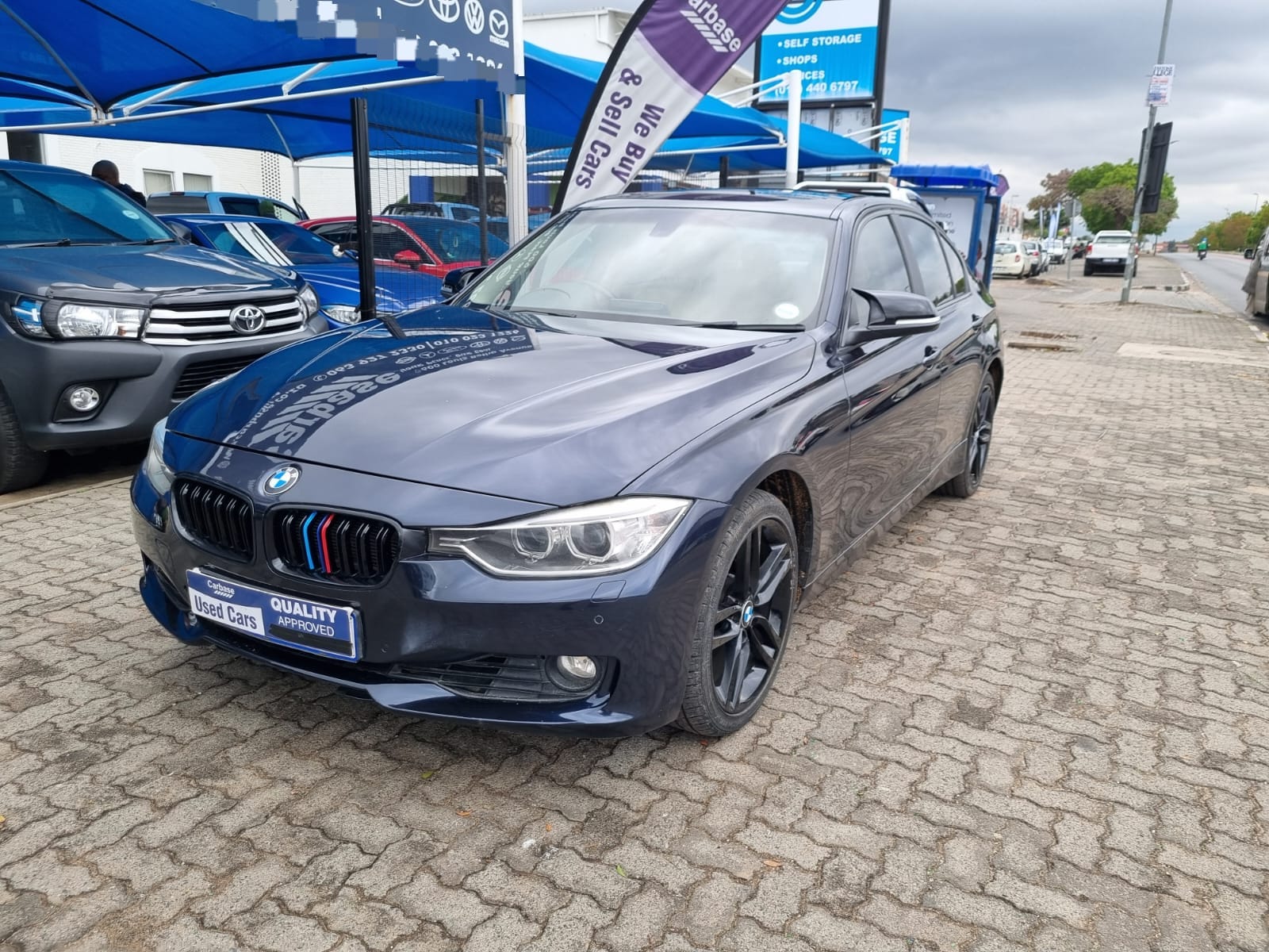 2013 BMW 3 Series  320i M- Sport
