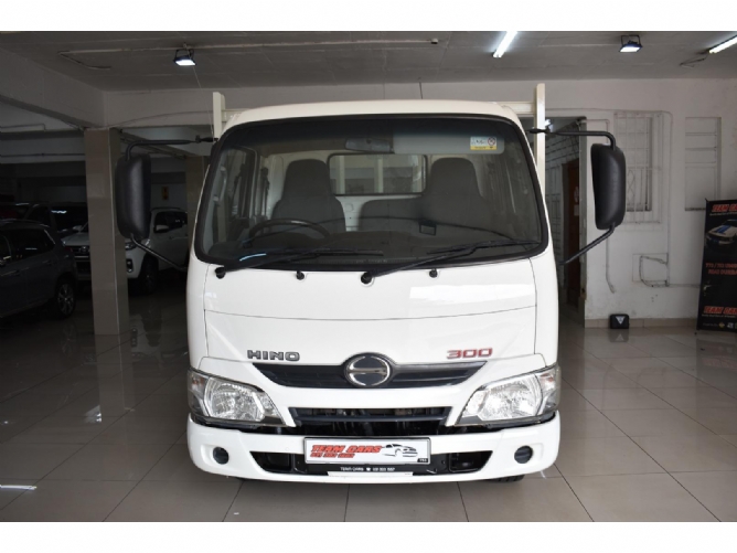 2018 Hino 300 Series 614 Lwb (aw3) F/c C/c