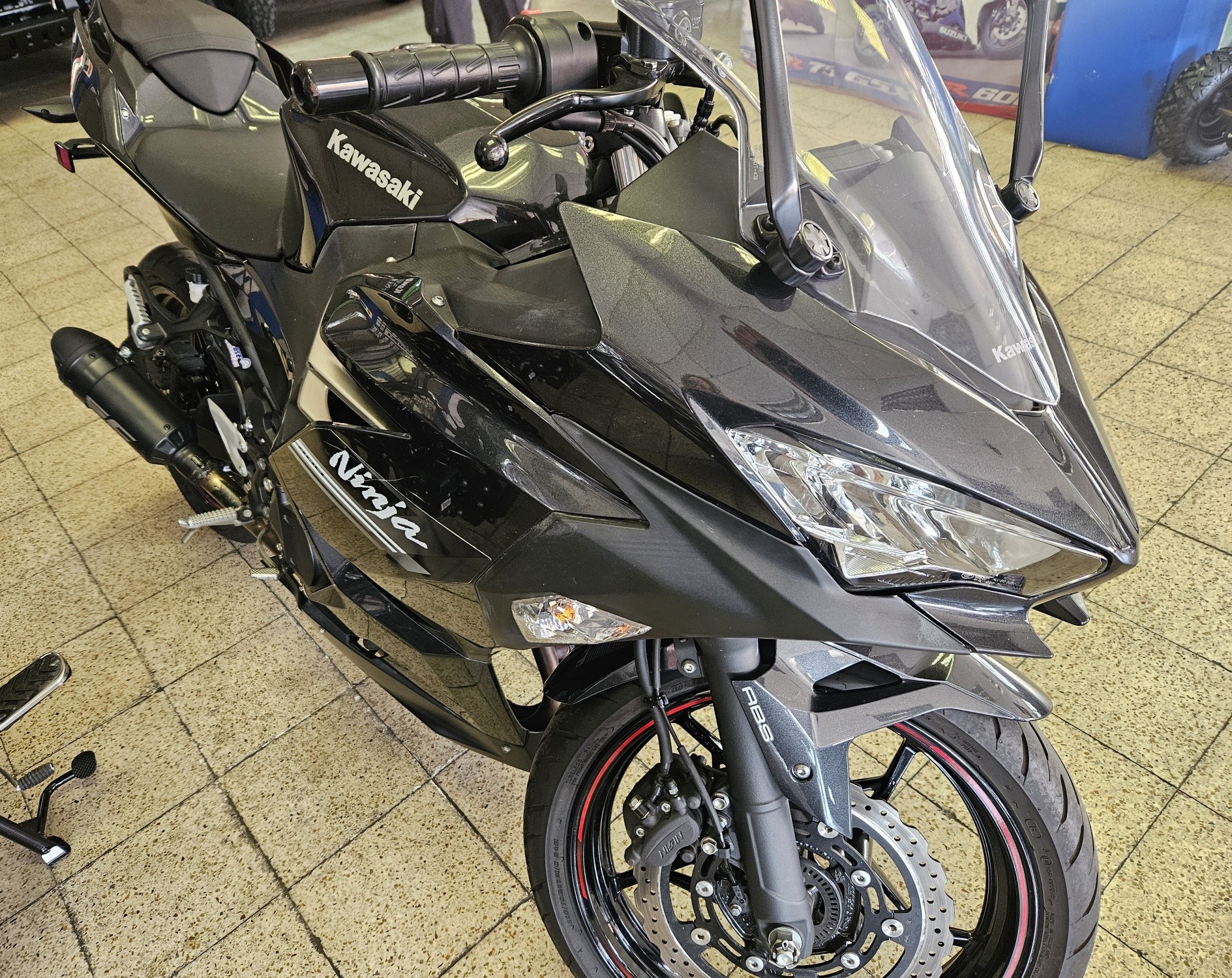 2022 Kawasaki Ninja 400