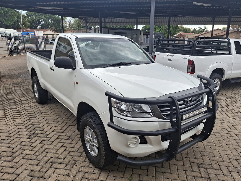 2011 Toyota Hilux 2.5 D-4D SRX Raised Body Single-Cab