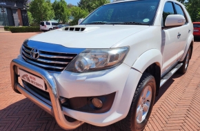 2011 Toyota Fortuner 3.0 D-4D R/body Heritage At