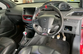2015 Peugeot 208 GTI